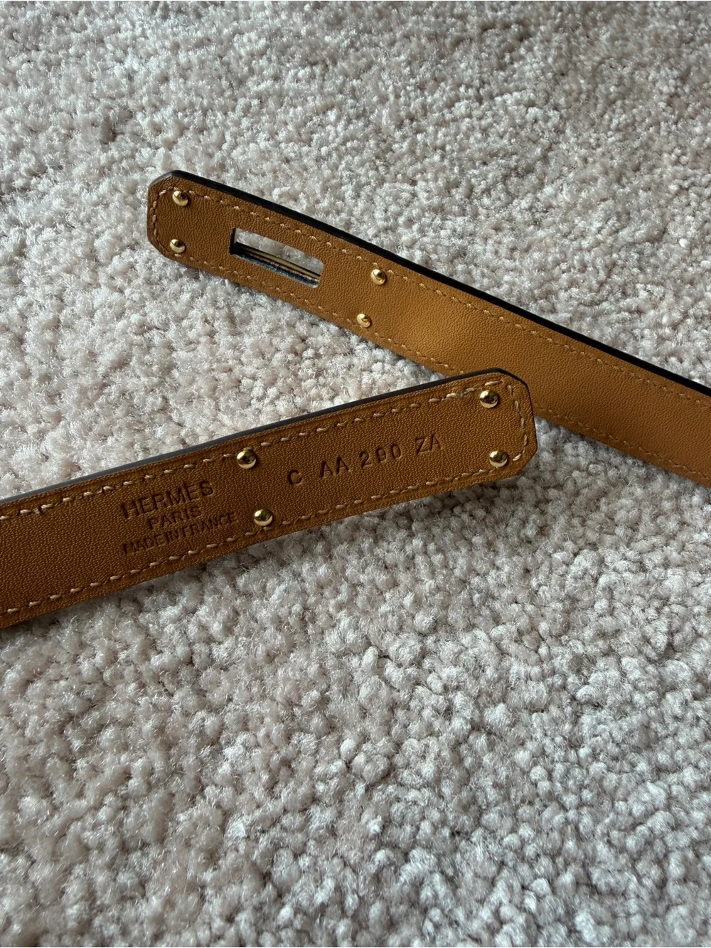 Hermès Kelly 18 Belt Gold Epsom Leather Gold Hardware Adjustable– New w/o tags